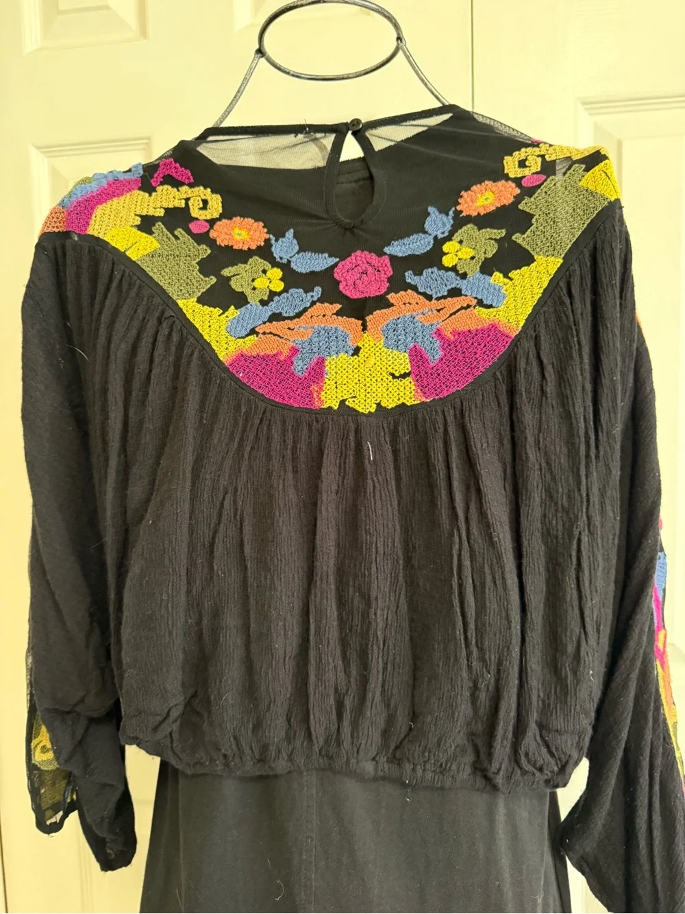 Free People Black Crop Top with Multicolor Floral Embroidery small BoHo blouse - Picture 6 of 10